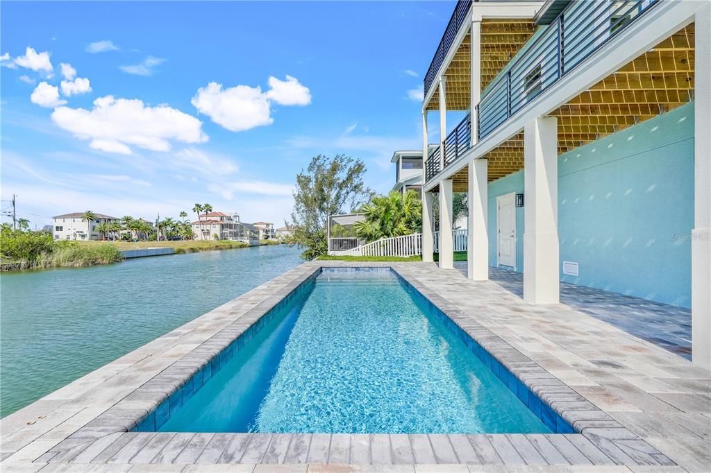 Exterior, Pool, Water