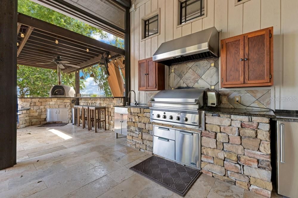 Exterior, Outdoor Kitchen