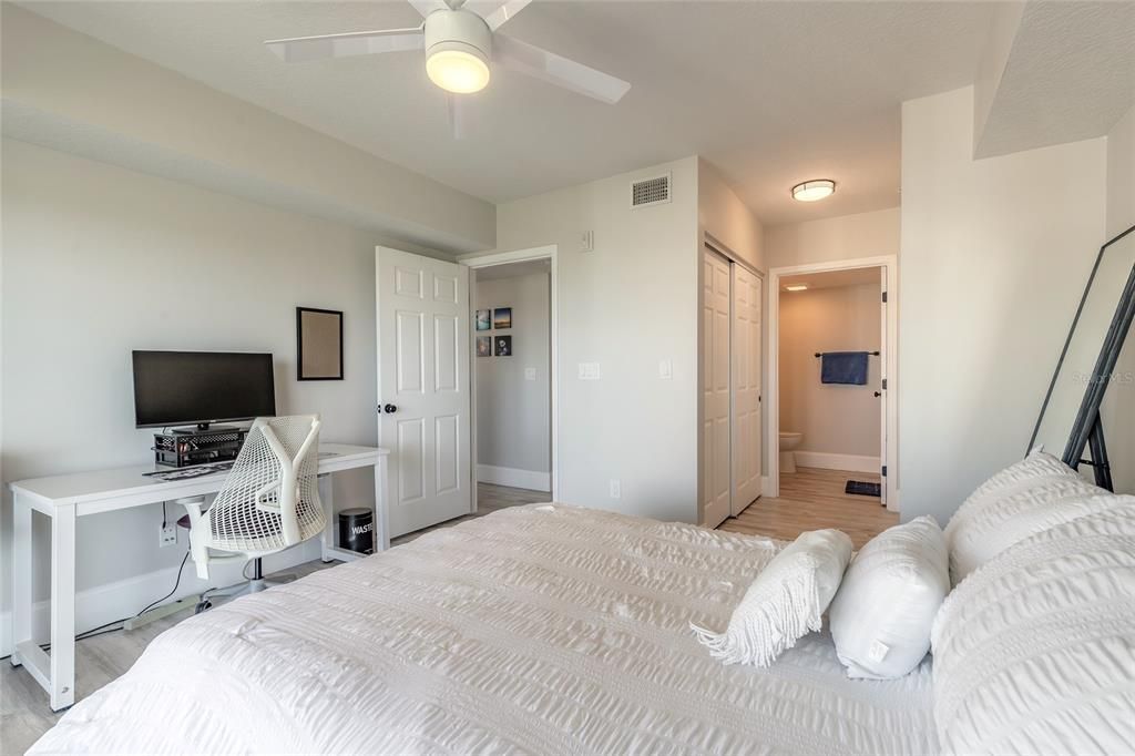 Bedroom, Home Office, Interior, Wood Texture Flooring