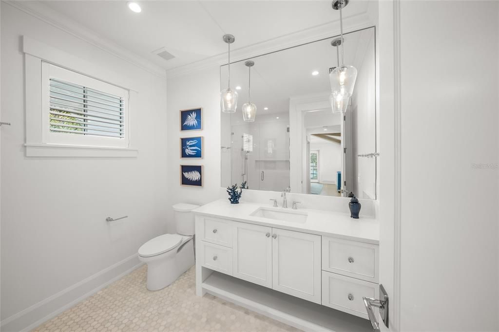 Bathroom, Interior, Pendant Lights, Recessed Lighting
