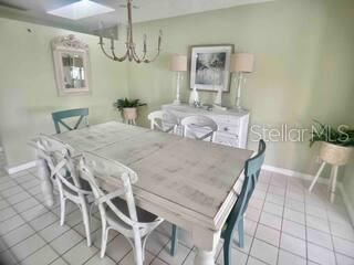Chandelier, Dining room, Interior