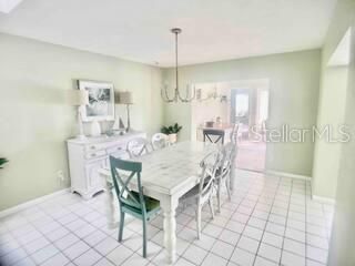 Chandelier, Dining room, Interior, Pendant Lights