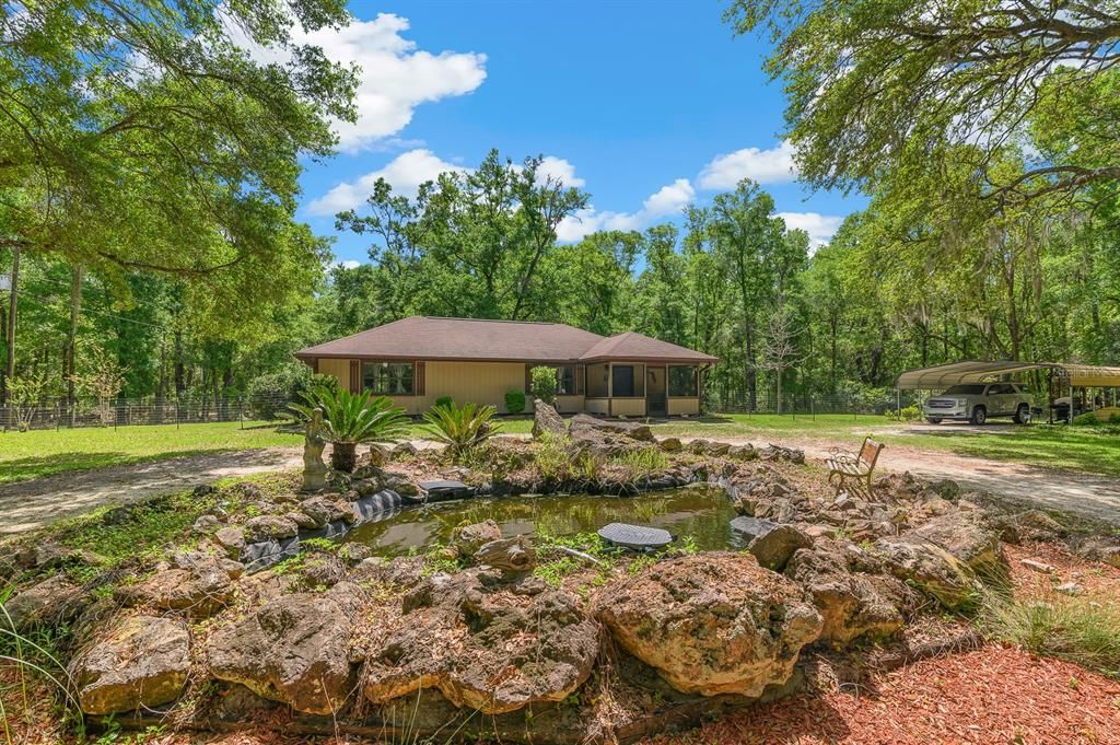 Backyard, Exterior