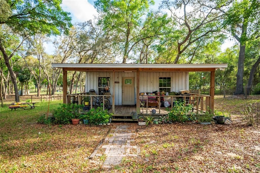 Backyard, Exterior