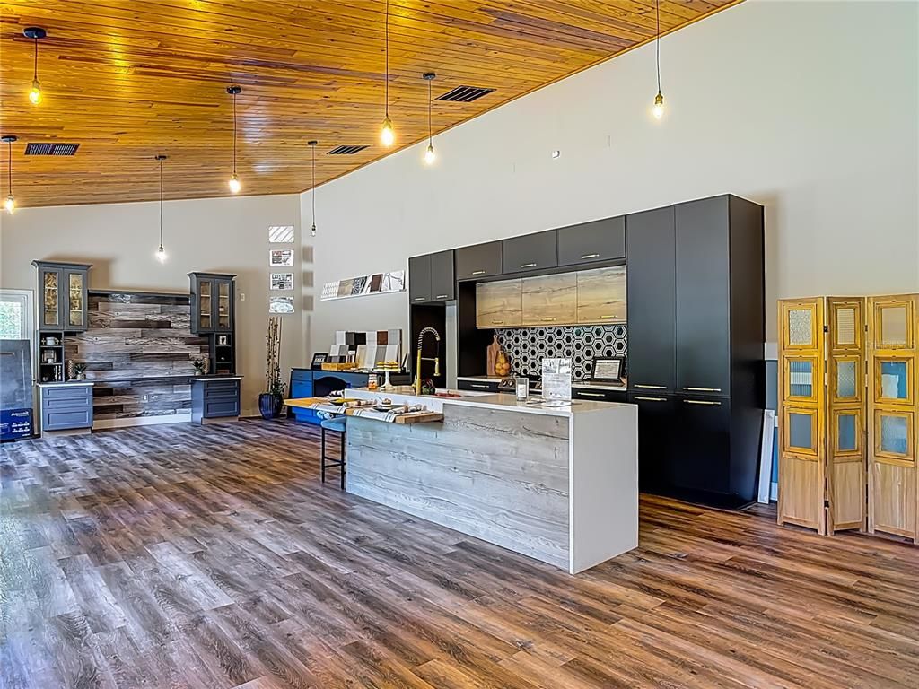 Interior, Kitchen, Pendant Lights, Wood Texture Flooring