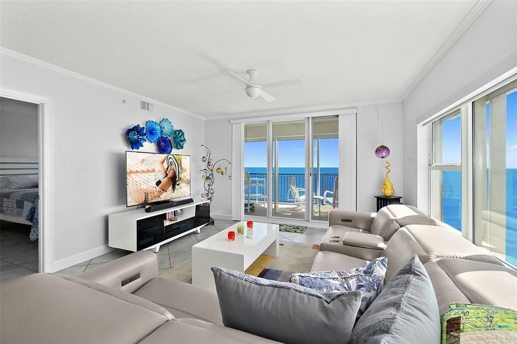 Interior, Living room, Water