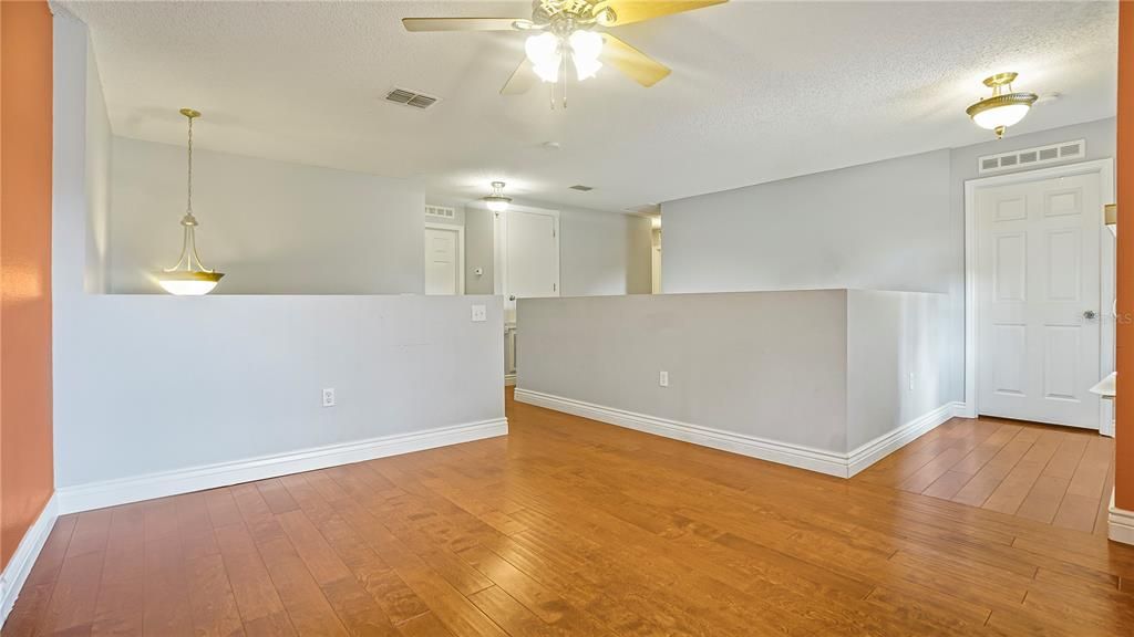 Empty room, Interior, Pendant Lights, Wood Texture Flooring