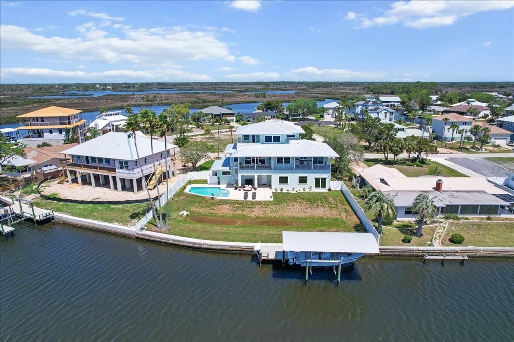 Exterior, Drone