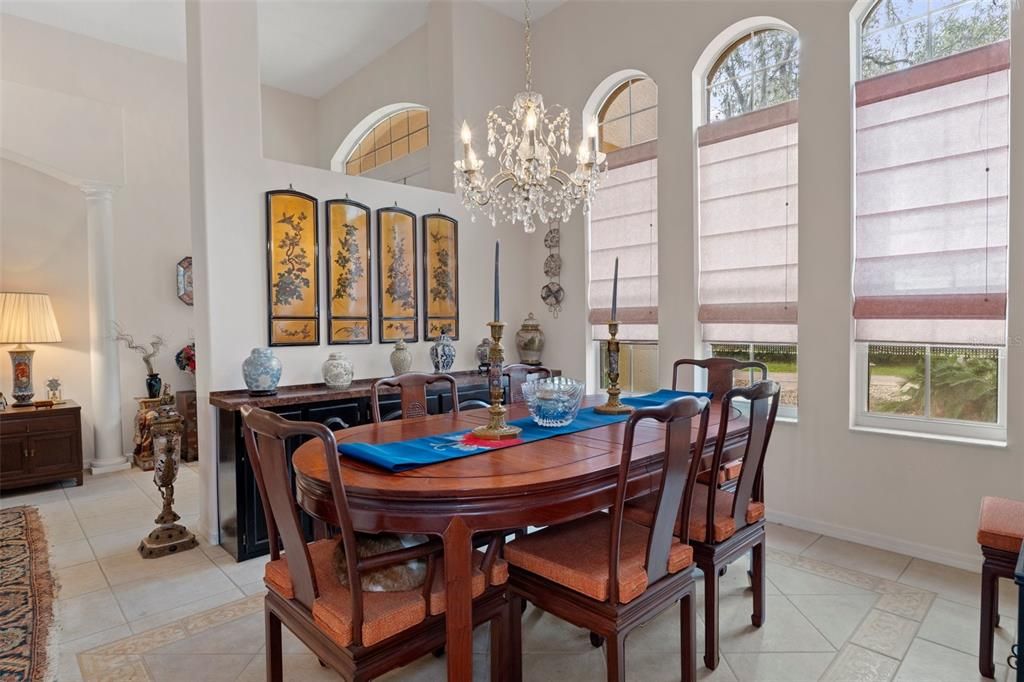 Chandelier, Dining room, Interior