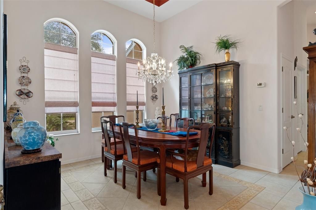 Chandelier, Dining room, Interior