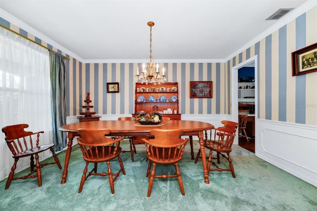 Chandelier, Dining room, Interior