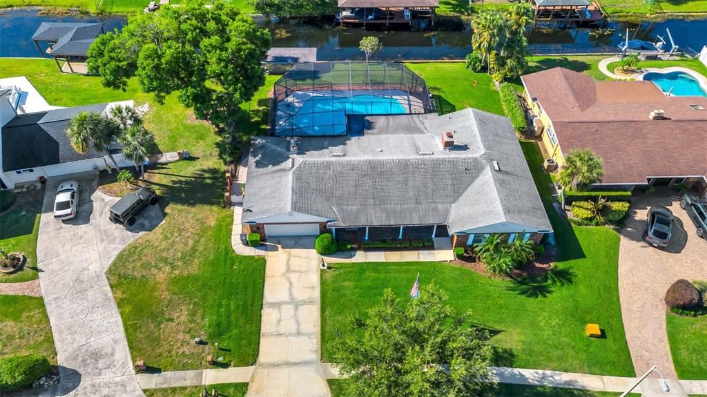Exterior, Drone