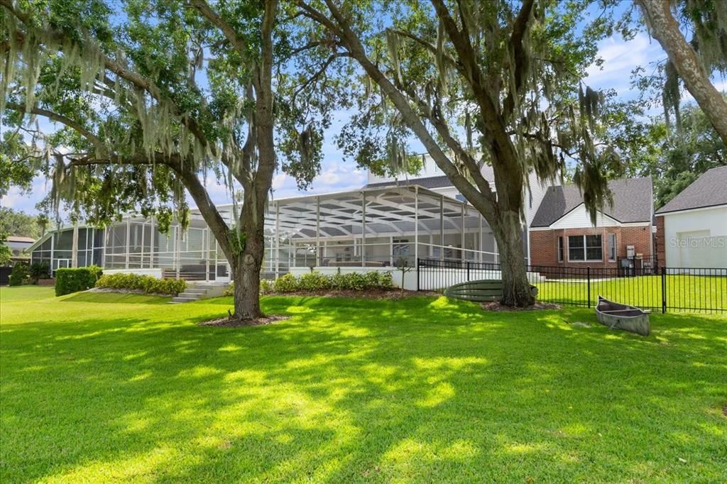 Backyard, Exterior
