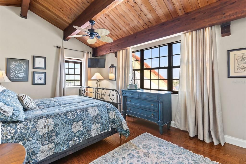 Bedroom, Interior, Wooden Beams, Wooden Ceilings, Wood Texture Flooring