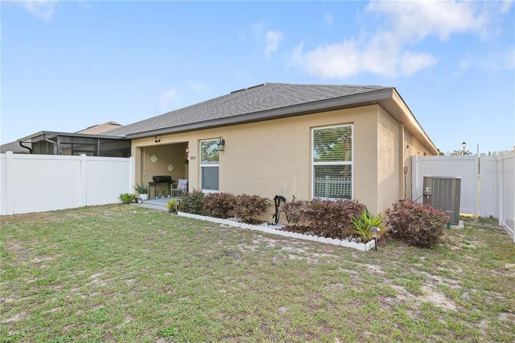 Backyard, Exterior