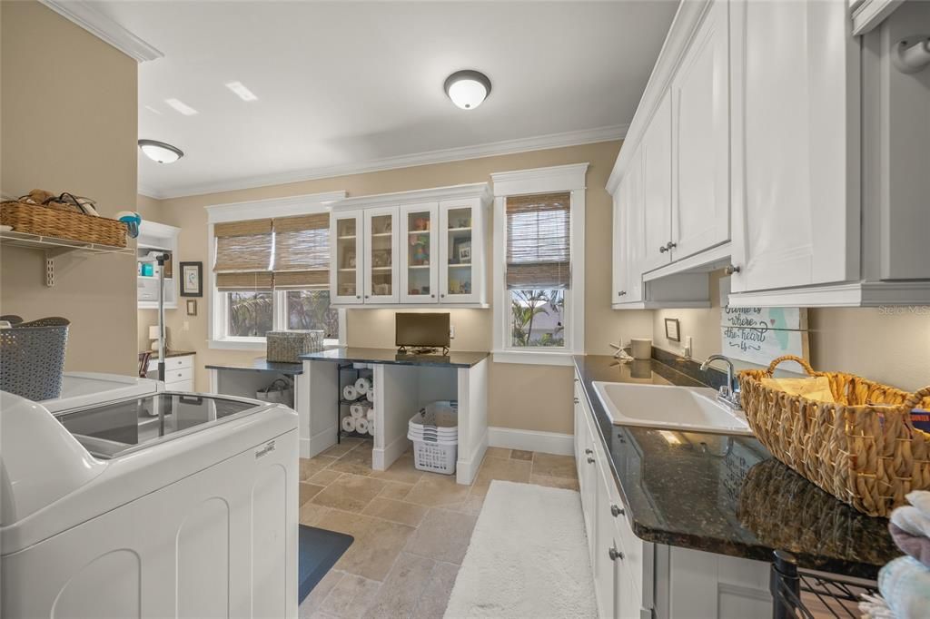 Interior, Kitchen, Washer