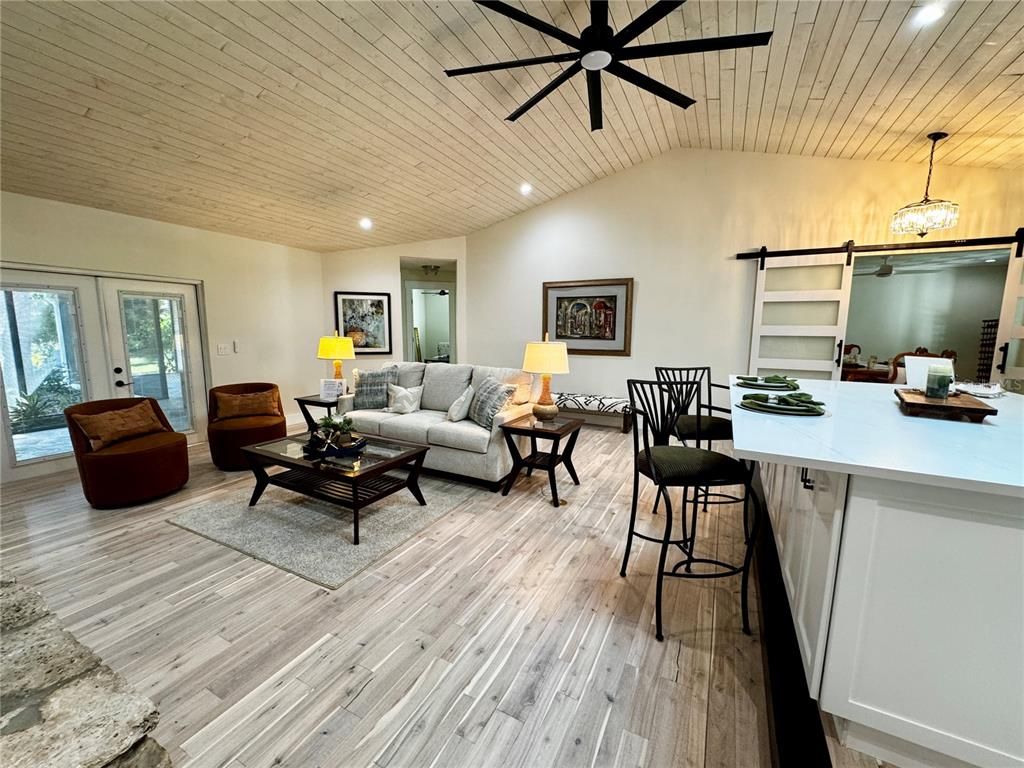 Dining room, Interior, Living room, Pendant Lights, Recessed Lighting, Wooden Ceilings, Wood Texture Flooring