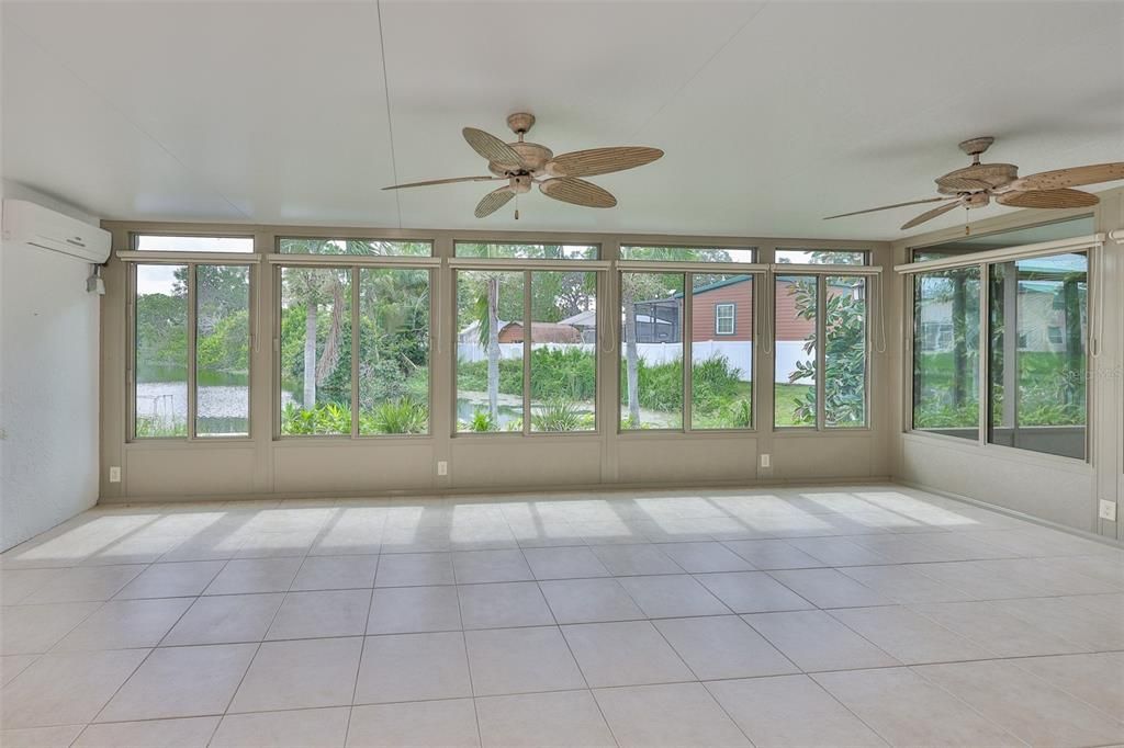 Empty room, Interior, Sun Room