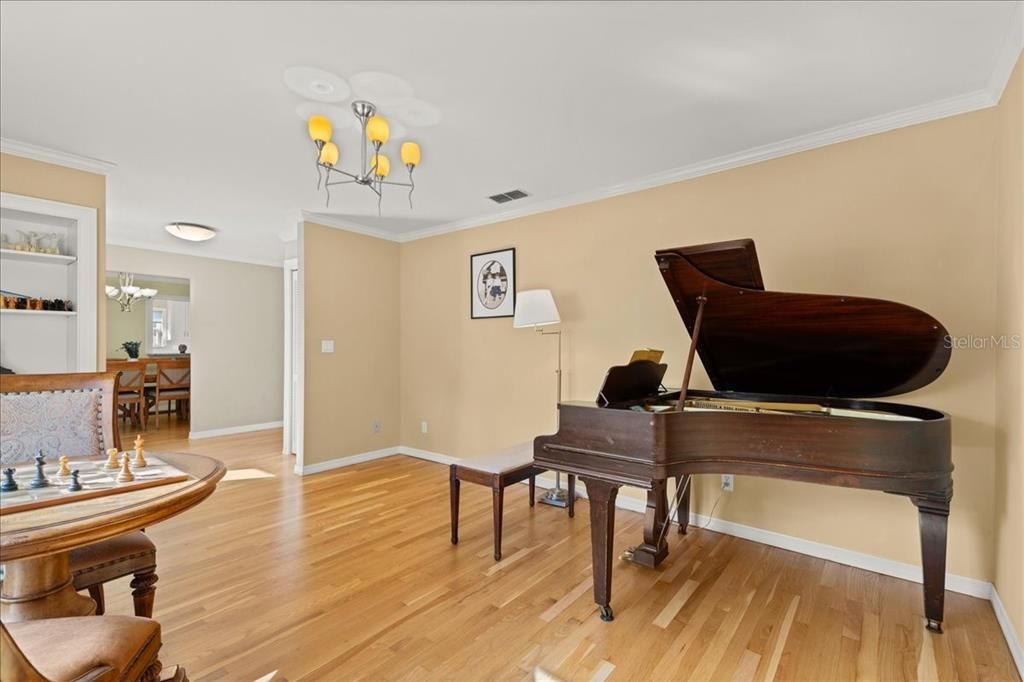 Chandelier, Interior, Piano, Wood Texture Flooring