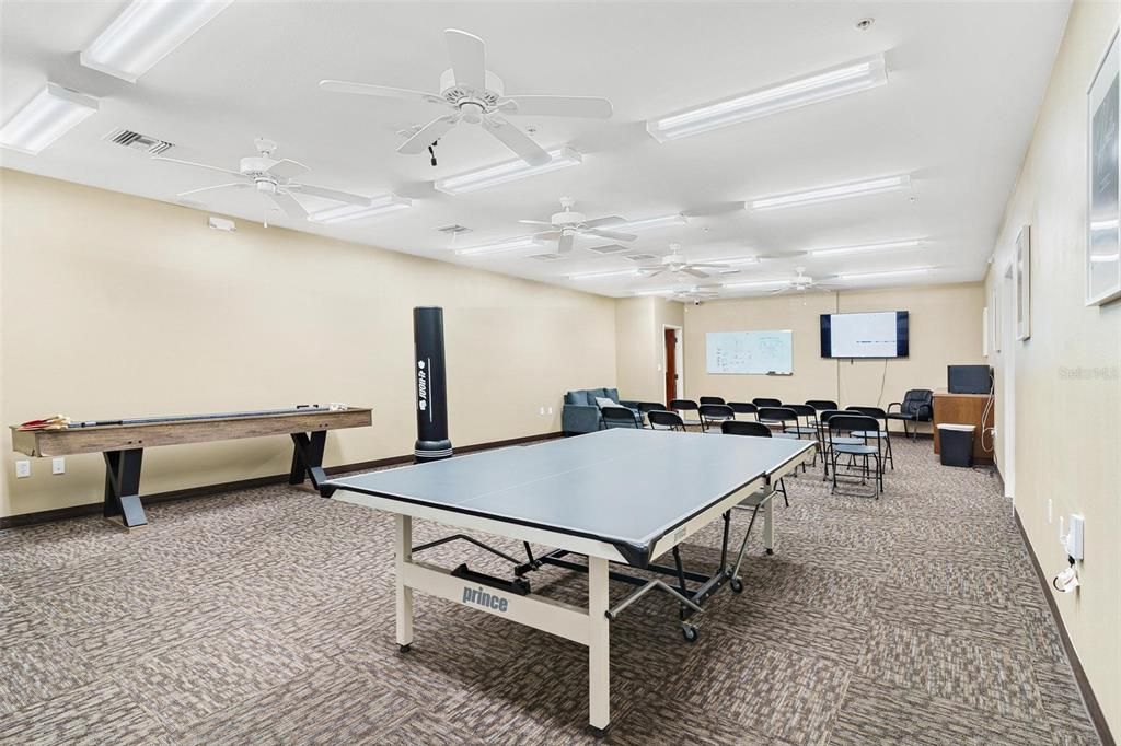 Billiard Table, Game Room, Interior, Recessed Lighting