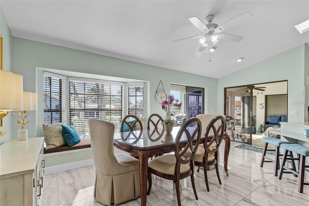 Dining room, Interior, Marble, Recessed Lighting