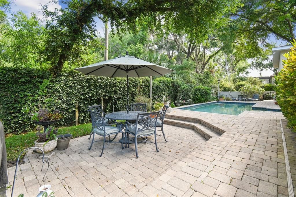 Exterior, Pool