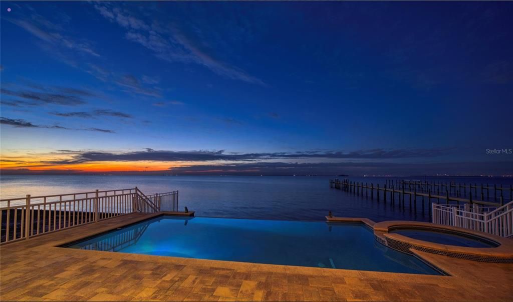 Exterior, Pool, Water