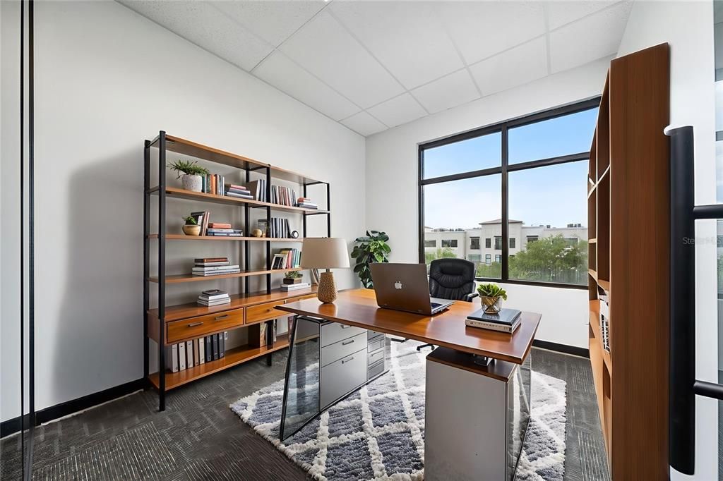 Home Office, Interior