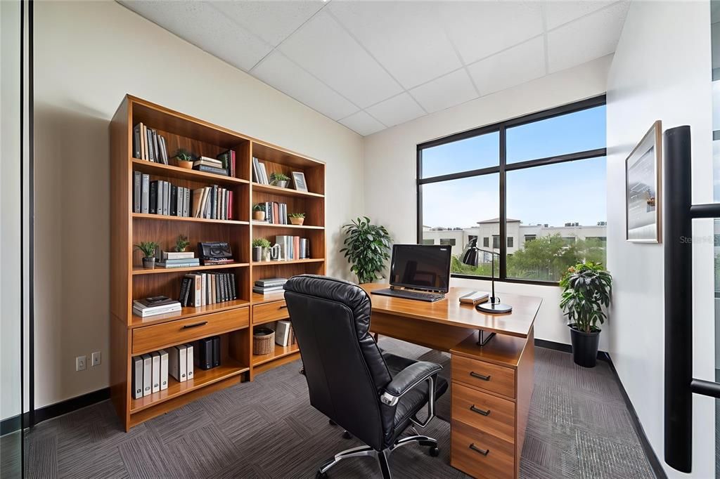 Home Office, Interior