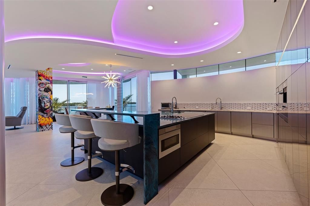 Dining room, Interior, Kitchen, Pendant Lights, Recessed Lighting, Stainless Steel Appliances