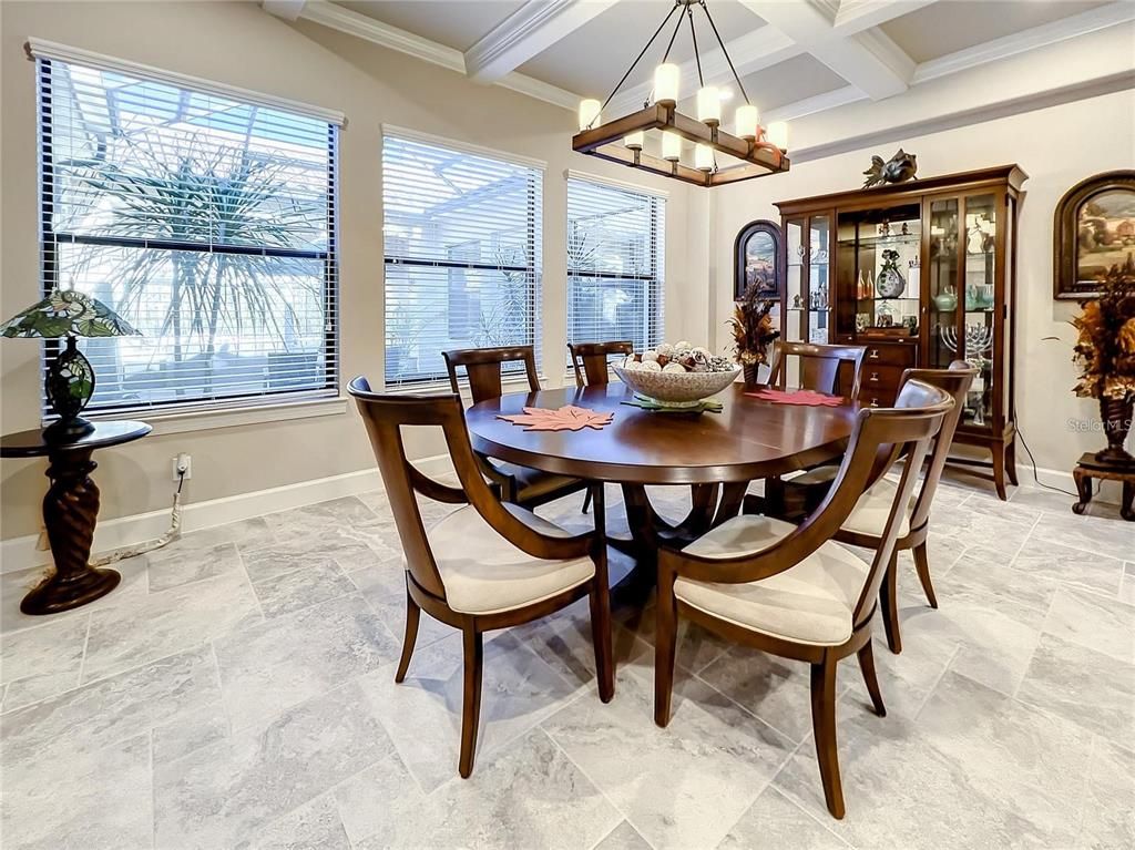 Chandelier, Dining room, Interior, Pendant Lights