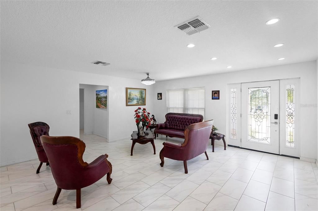 Chandelier, Interior, Living room, Marble, Recessed Lighting