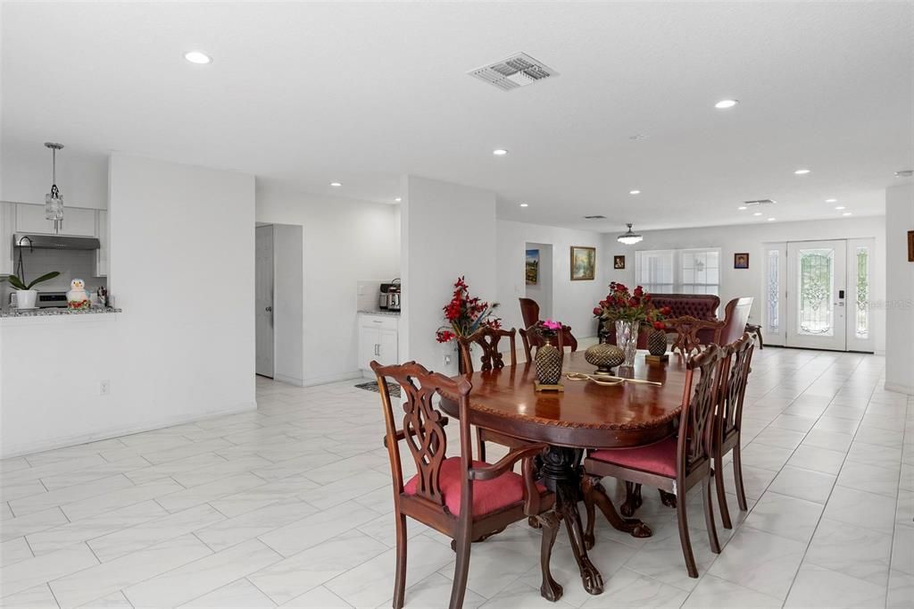 Dining room, Interior, Marble, Pendant Lights, Recessed Lighting