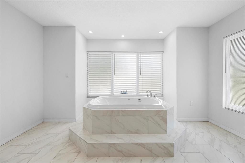 Bathroom, Interior, Marble, Recessed Lighting