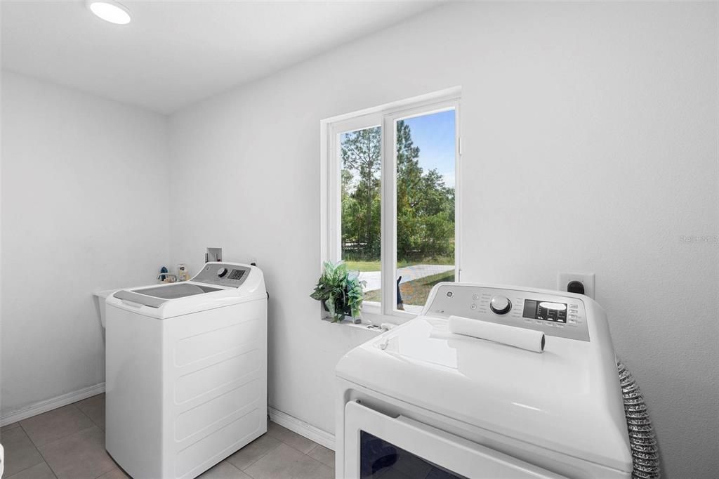 Interior, Recessed Lighting, Washer