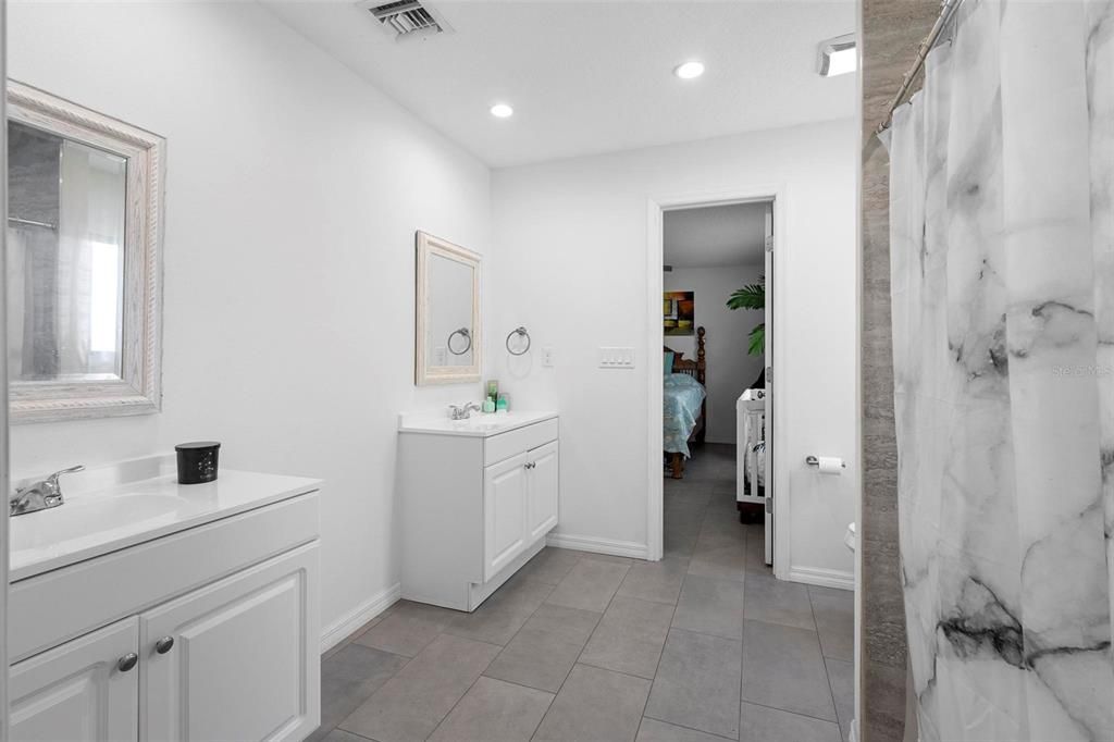 Interior, Recessed Lighting