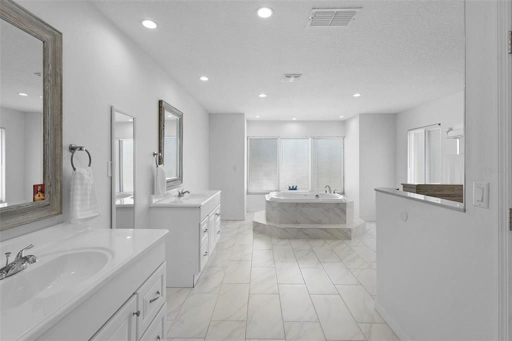 Bathroom, Dual Sink Vanities, Interior, Marble, Recessed Lighting