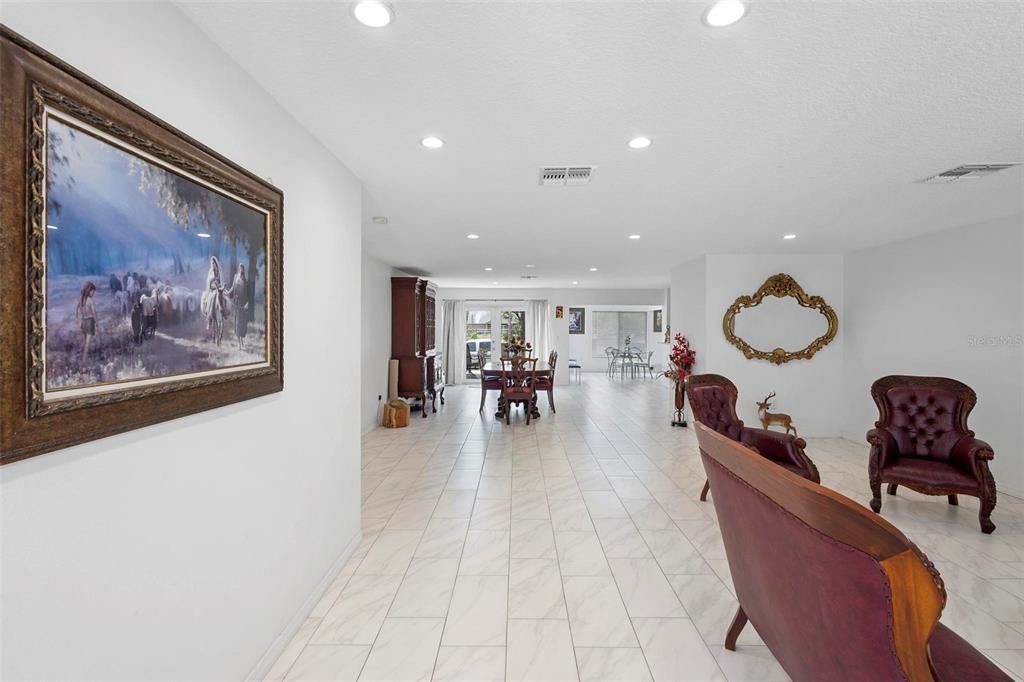 Dining room, Interior, Marble, Recessed Lighting