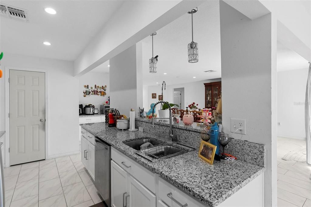 Interior, Kitchen, Marble, Pendant Lights, Recessed Lighting