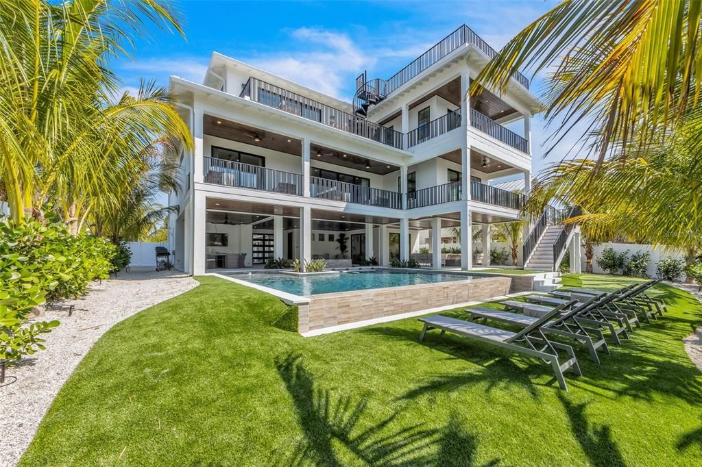 Backyard, Exterior, Pool