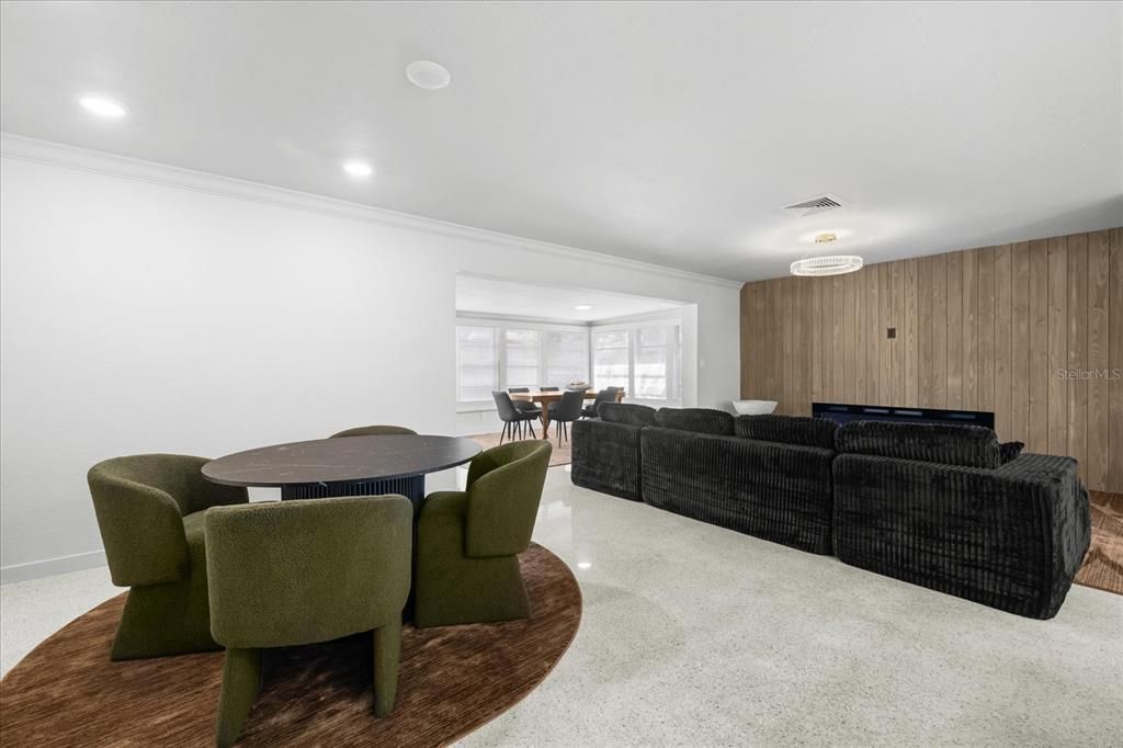 Dining room, Interior, Living room, Recessed Lighting