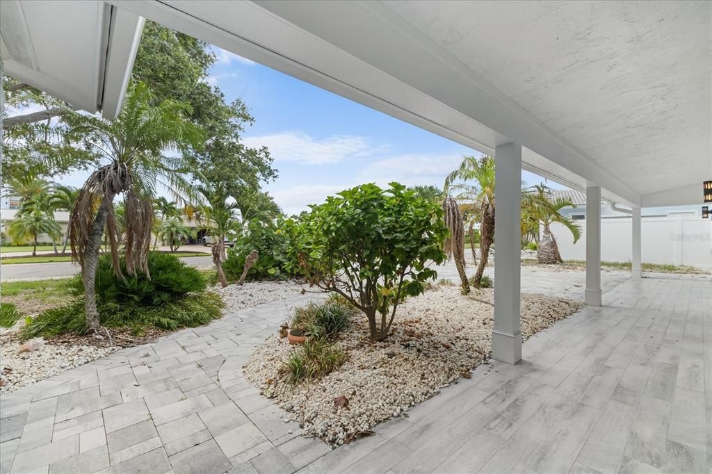 Backyard, Exterior