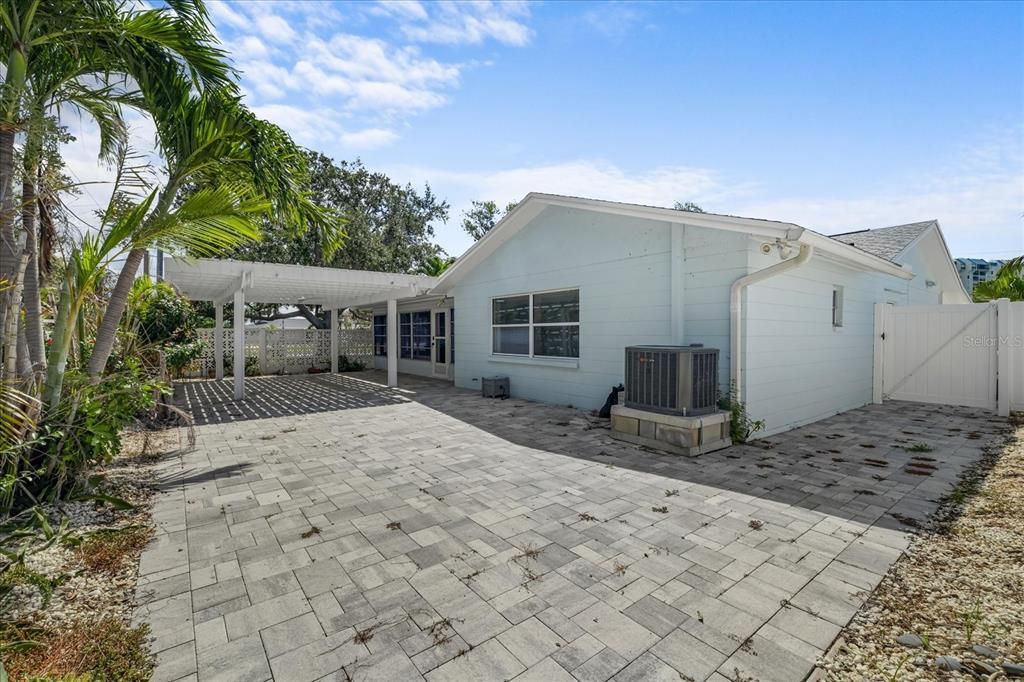 Backyard, Exterior