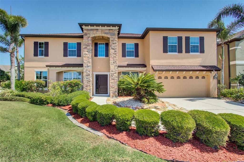 Attached, Exterior, Facade, Mediterranean