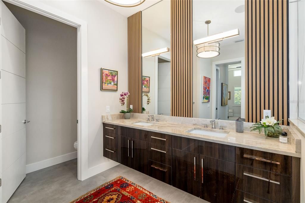 Bathroom, Dual Sink Vanities, Interior, Pendant Lights