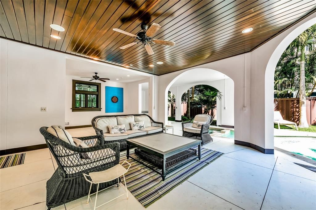 Exterior, Recessed Lighting
