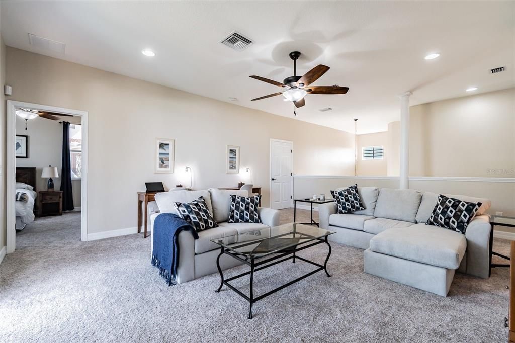 Bedroom, Interior, Living room, Recessed Lighting