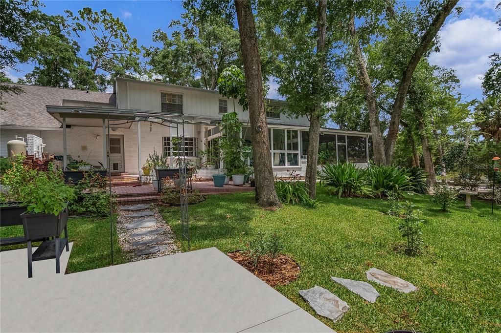 Backyard, Exterior