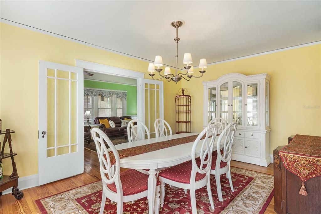 Chandelier, Dining room, Interior, Wood Texture Flooring