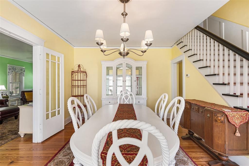 Chandelier, Dining room, Interior, Wood Texture Flooring